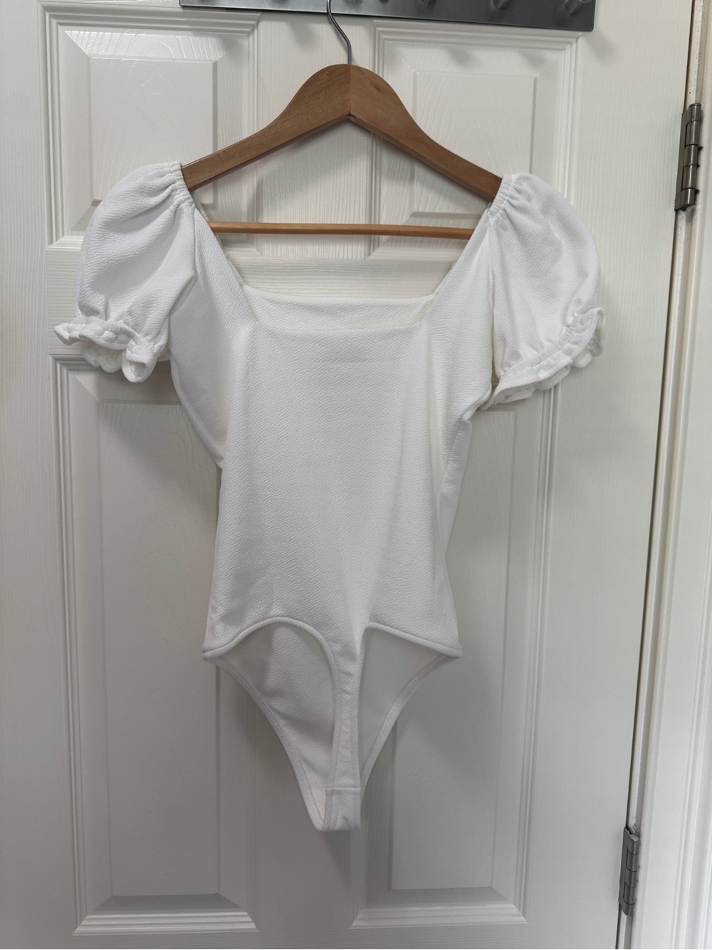 Show Me Your Mumu Baker Women's Bodysuit w/ Puff Sleeves Sz. S - Picture 3 of 9